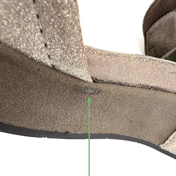 🌿 Stylish Women's Platform Shoes in Brown and Tan - Picture 10 of 13